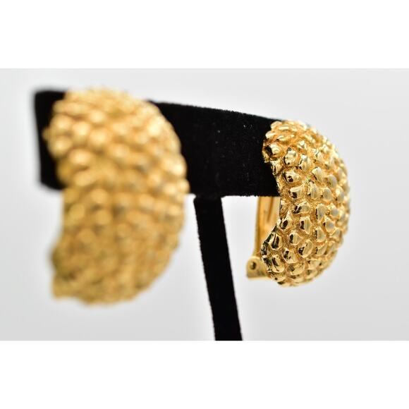 Christian Dior Vintage Clip On Earrings Pebbled Gold Chunky Signed 1980s BinAF - Picture 5 of 12